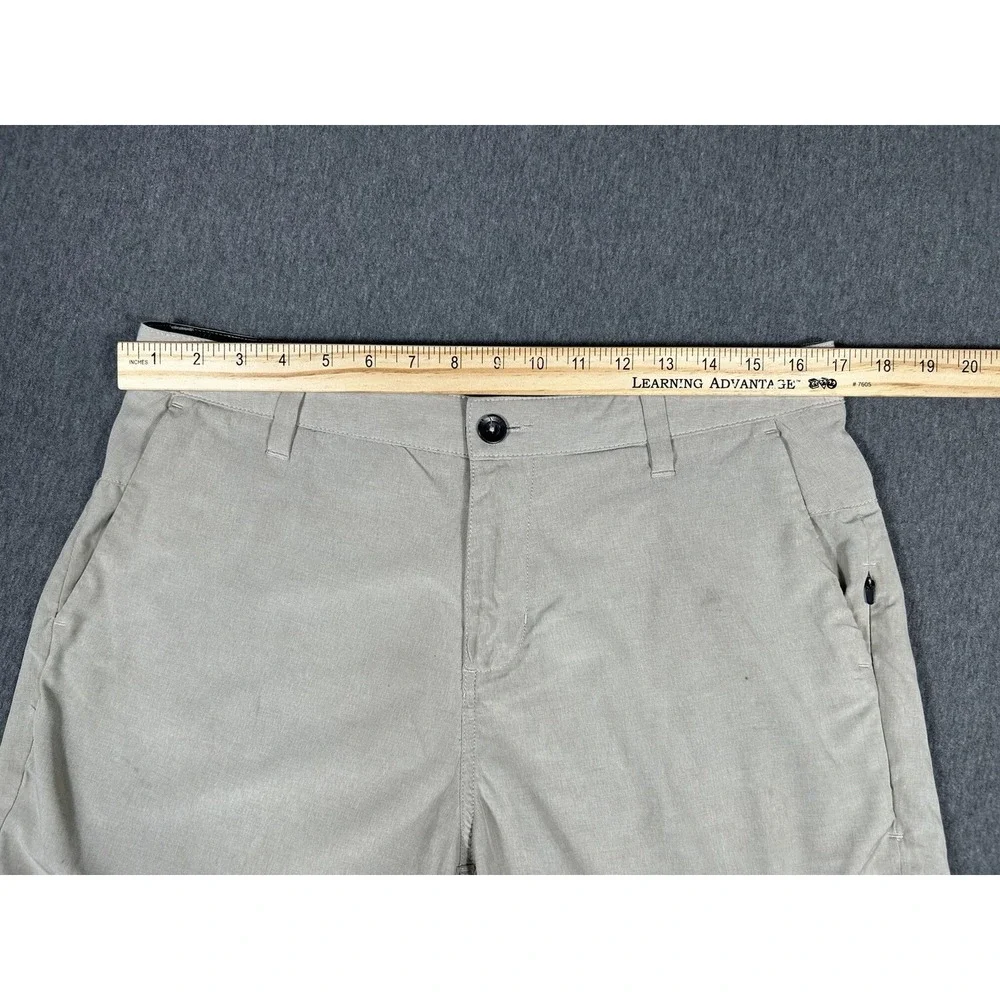 Vuori Men's Transit Hybrid Performance Chino Shorts in Khaki 32
